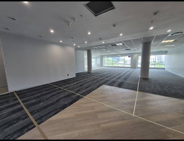 835M² OFFICE TO LET IN SANDTON CENTRAL